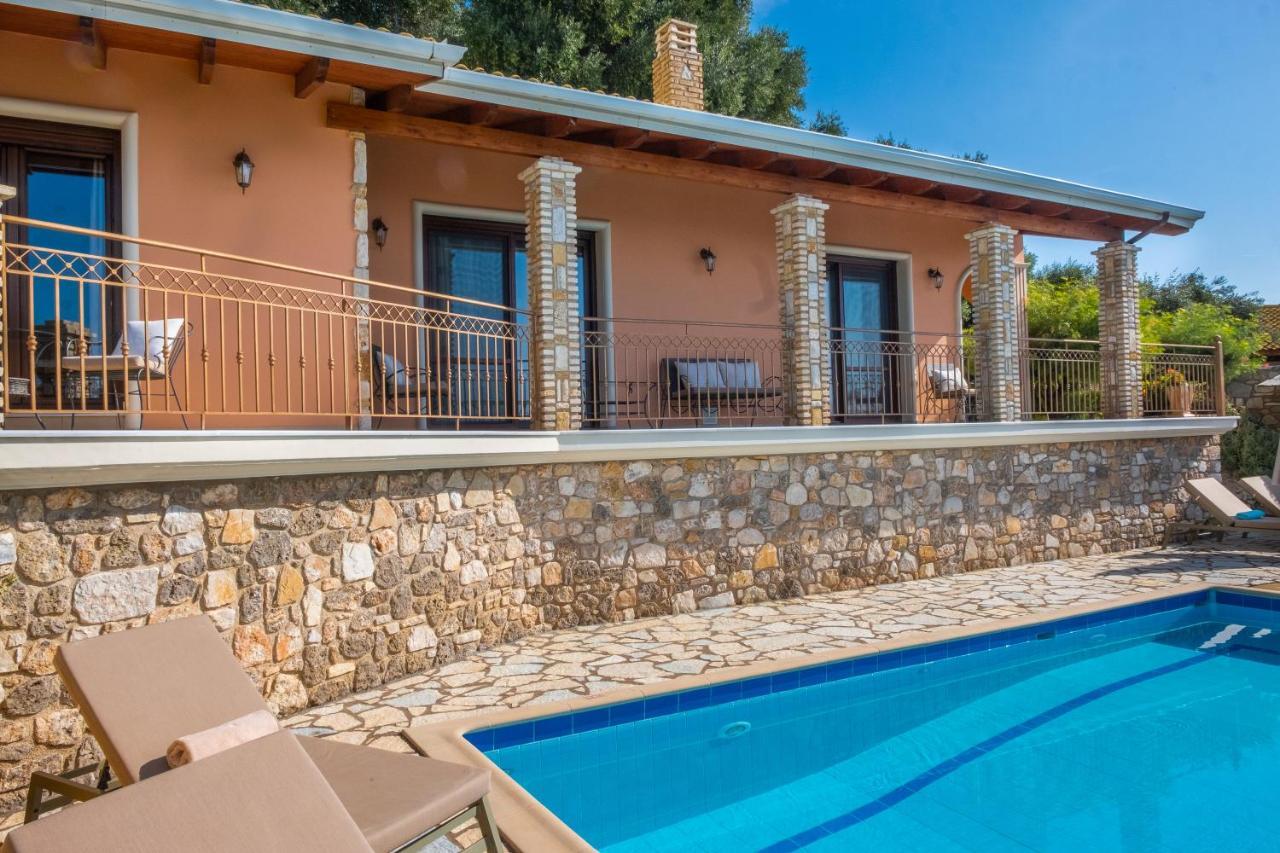 Apolis Villas & Suites Resort Парга Екстер'єр фото